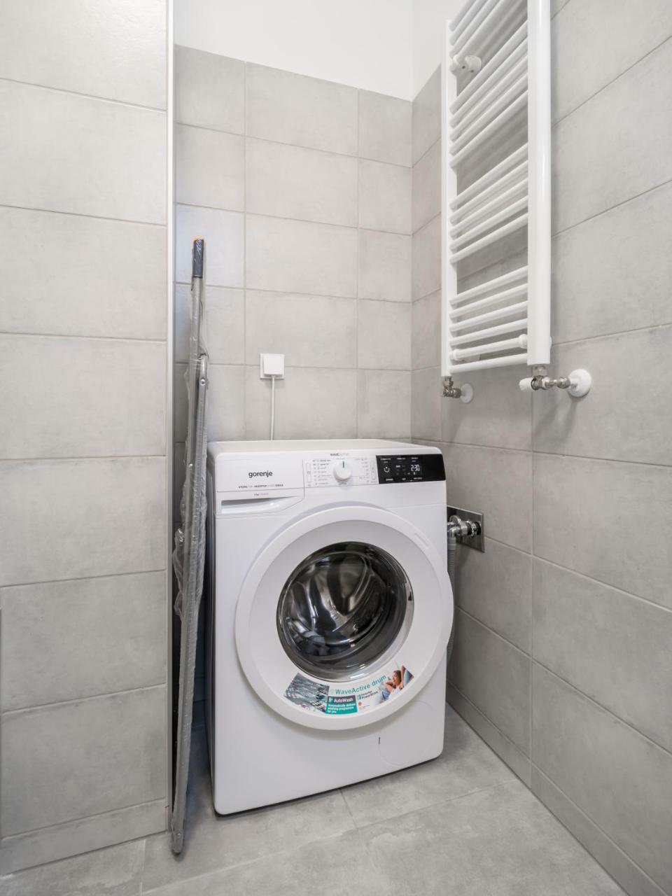 Bpr Chic White Home With Terrace & A/C & Garage 부다페스트 외부 사진