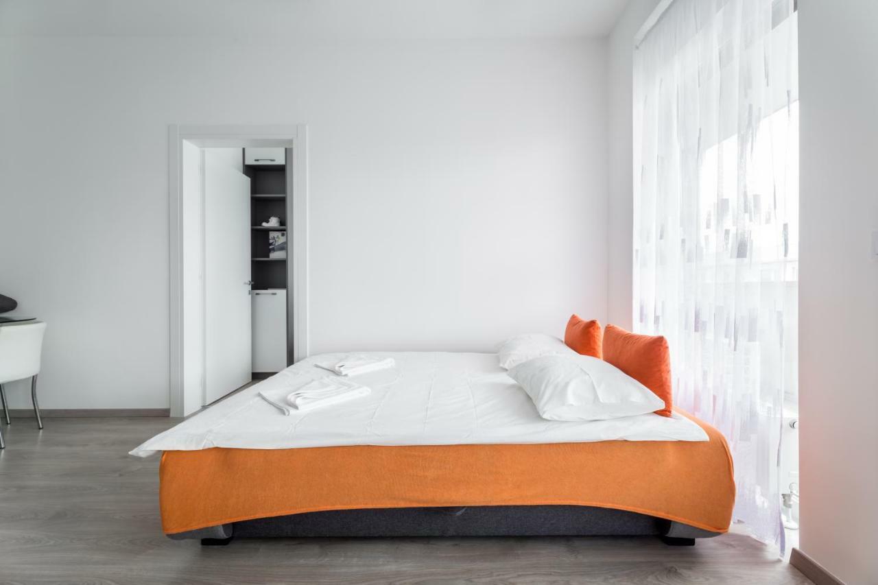 Bpr Chic White Home With Terrace & A/C & Garage 부다페스트 외부 사진